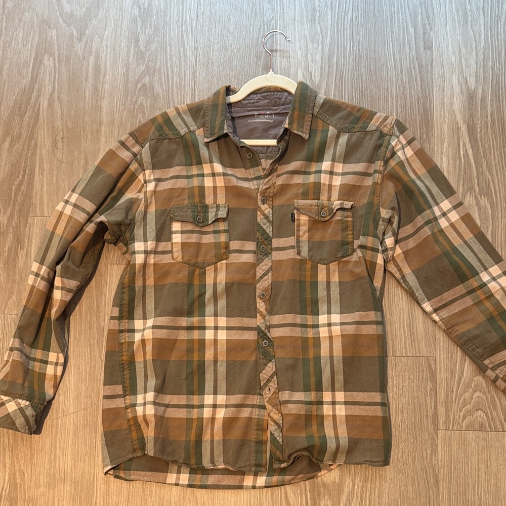 🍂🌲 KAVU Plaid Flannel Button-Up Shirt 🌲🍂